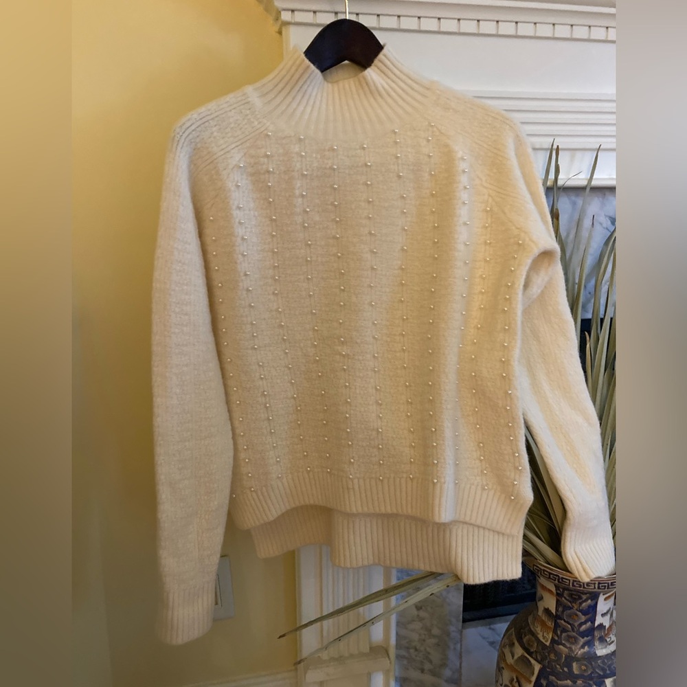 Gorgeous Karlee mock neck sweater, small, excellent condition, worn once